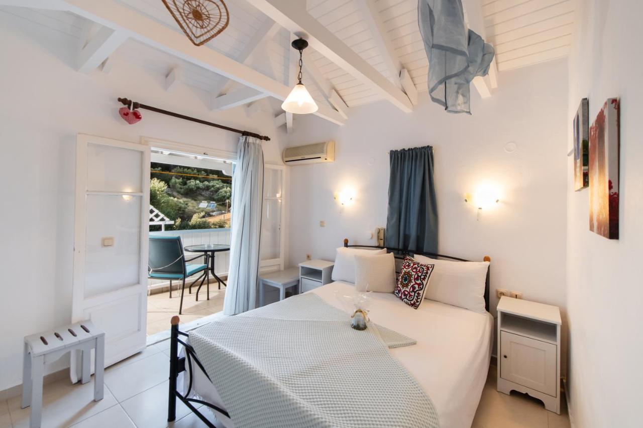 Hotel Selini Áyios Nikítas エクステリア 写真