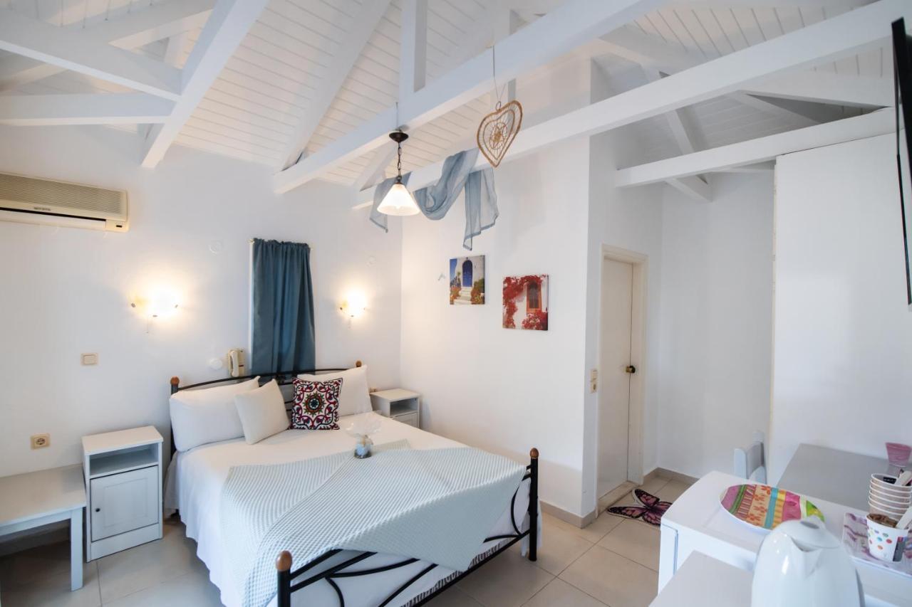Hotel Selini Áyios Nikítas エクステリア 写真