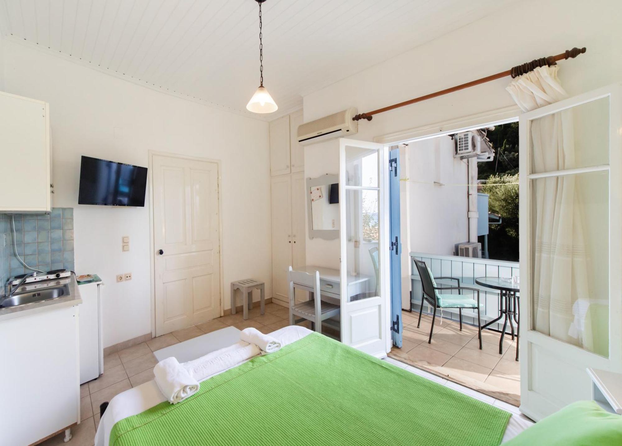 Hotel Selini Áyios Nikítas エクステリア 写真