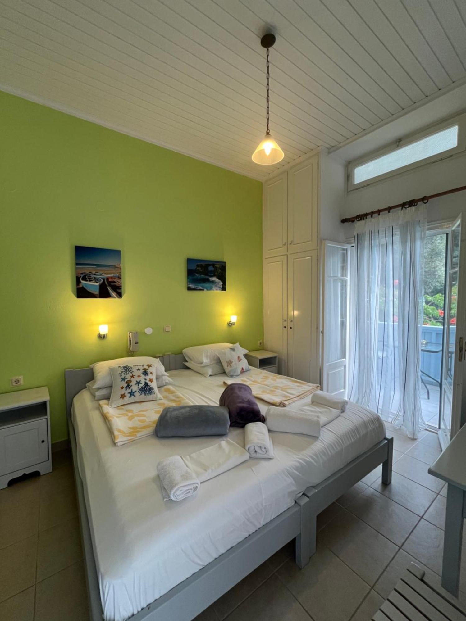 Hotel Selini Áyios Nikítas エクステリア 写真
